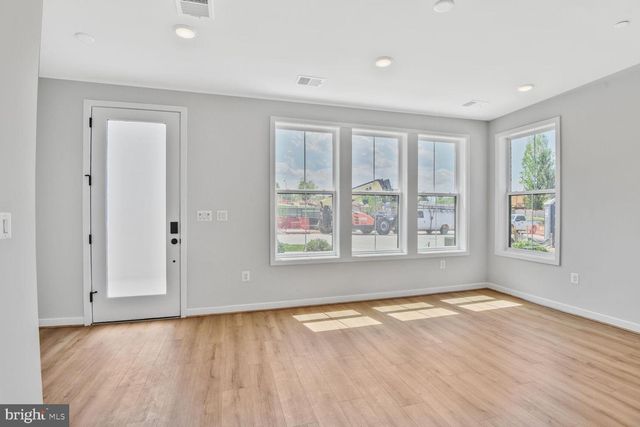 5933 STONEHENGE PL, North Bethesda, MD 20852