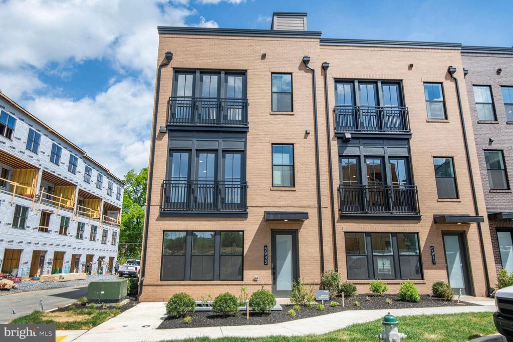 5933 STONEHENGE PL, North Bethesda, MD 20852