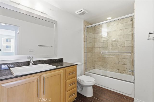 11925 KLING 111, Valley Village, CA 91607