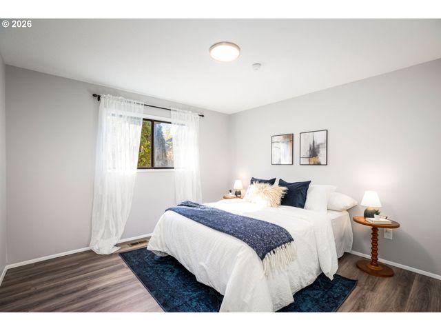 4538 Sw WOOD Pkwy, Portland, OR 97219