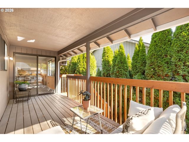 4538 Sw WOOD Pkwy, Portland, OR 97219