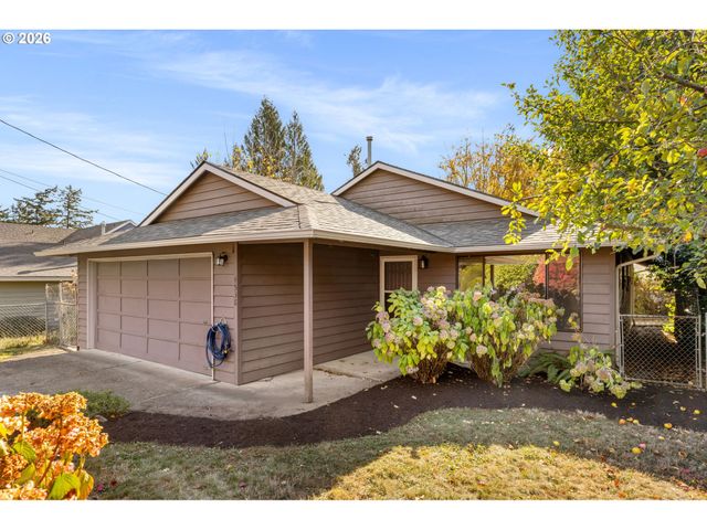 4538 Sw WOOD Pkwy, Portland, OR 97219