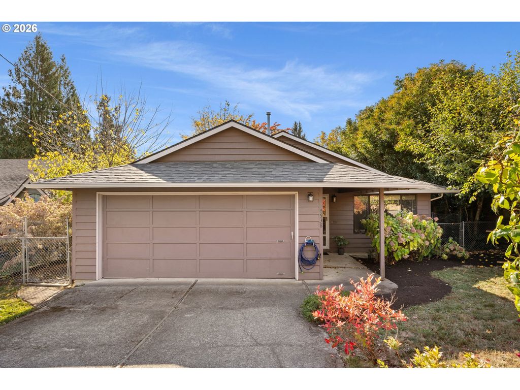 4538 Sw WOOD Pkwy, Portland, OR 97219