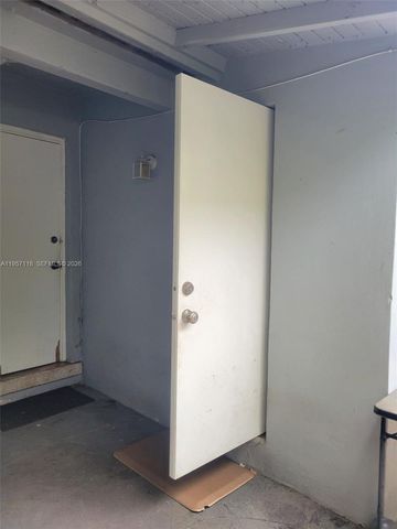 1155 NE 113th St 0, Miami, FL 33161