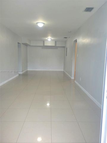 1155 NE 113th St 0, Miami, FL 33161