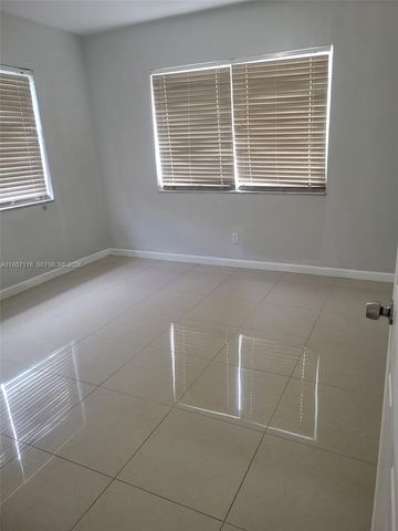 1155 NE 113th St 0, Miami, FL 33161