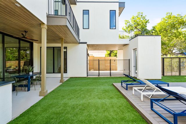 1609 Canterbury ST 1, Austin, TX 78702