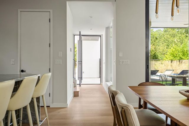 1609 Canterbury ST 1, Austin, TX 78702