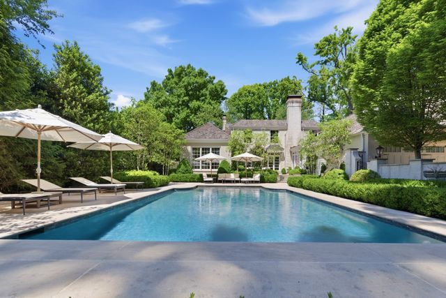 3701 Woodlawn Dr, Nashville, TN 37215