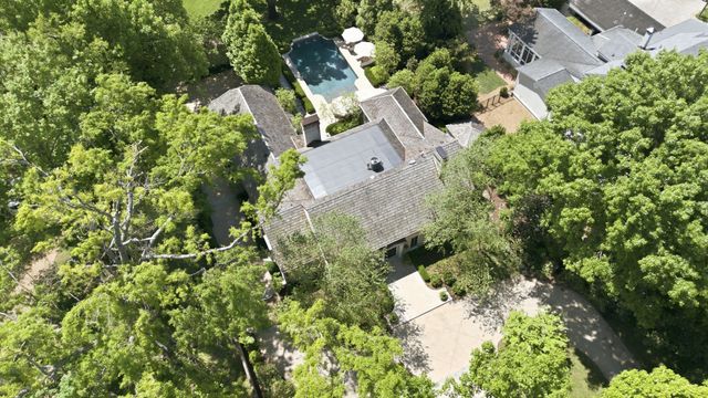 3701 Woodlawn Dr, Nashville, TN 37215