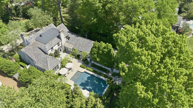3701 Woodlawn Dr, Nashville, TN 37215