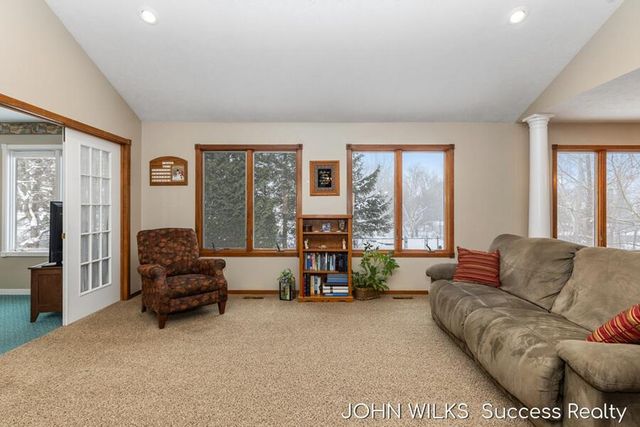 3140 N Bluff Court, Hudsonville, MI 49426