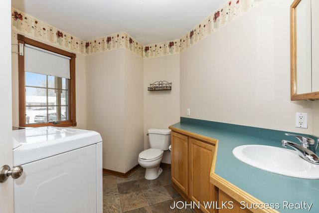 3140 N Bluff Court, Hudsonville, MI 49426