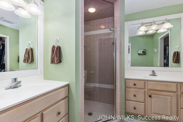 3140 N Bluff Court, Hudsonville, MI 49426