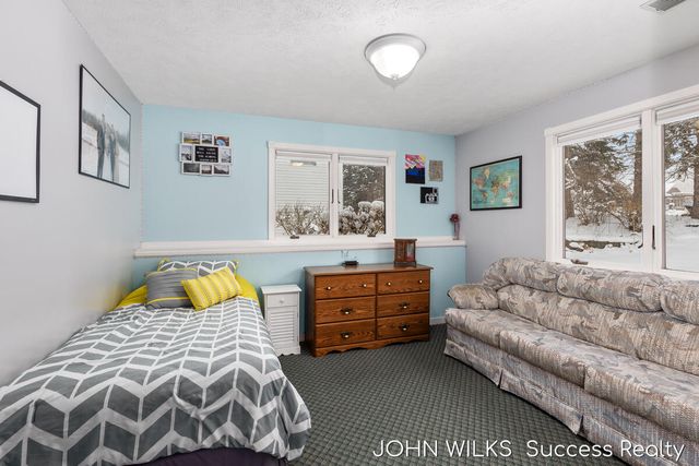 3140 N Bluff Court, Hudsonville, MI 49426