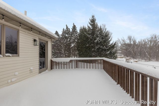 3140 N Bluff Court, Hudsonville, MI 49426