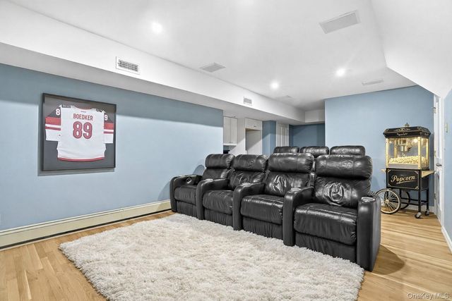 2 Hemlock Rise, Armonk, NY 10504