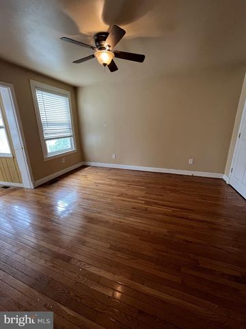 1458 OGDEN ST NW, Washington, DC 20010