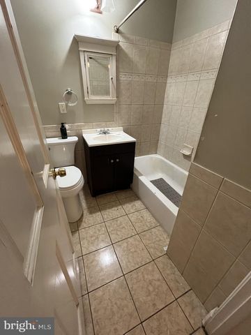 1458 OGDEN ST NW, Washington, DC 20010