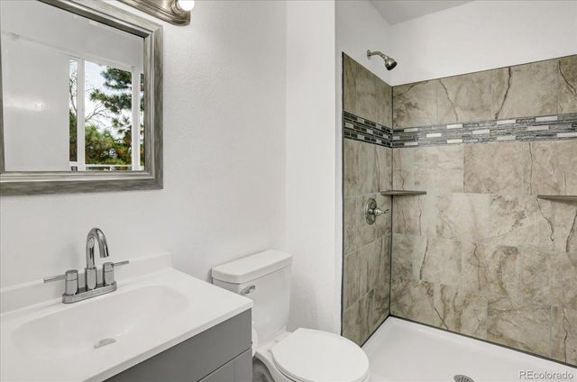 2832 S Mobile Street, Aurora, CO 80013