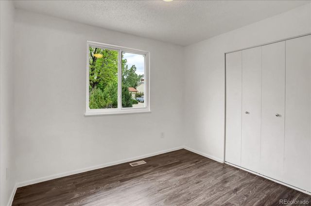 2832 S Mobile Street, Aurora, CO 80013