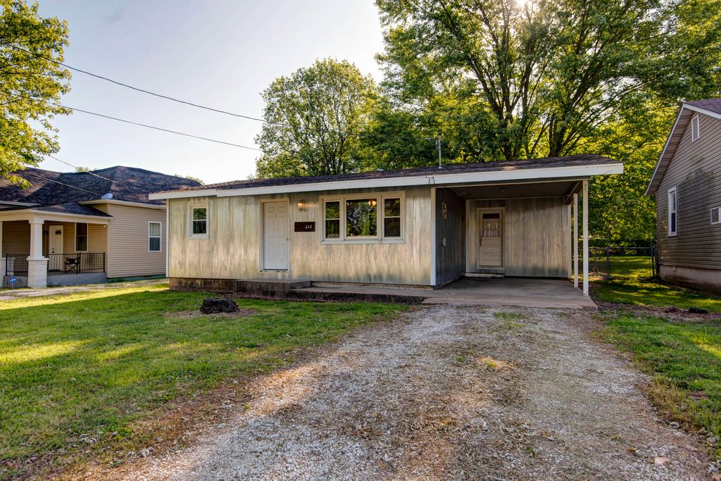 626 N Forest Avenue, Springfield, MO 65802