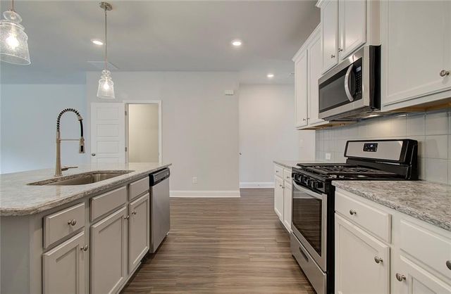 3739 Ivy Cottage Drive, Snellville, GA 30039