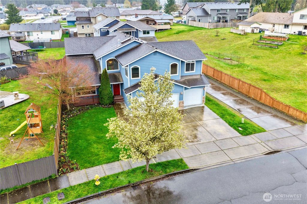 18915 42nd Drive NE, Arlington, WA 98223