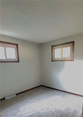 504 Larkin Avenue, Akron, OH 44305
