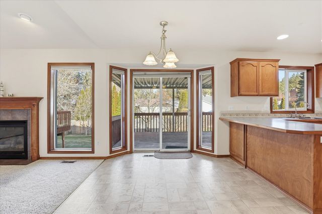 4708 W Belmont Dr, Spokane, WA 99208