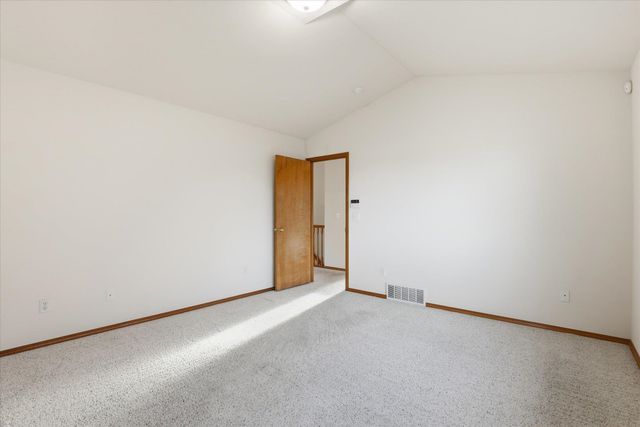 4708 W Belmont Dr, Spokane, WA 99208