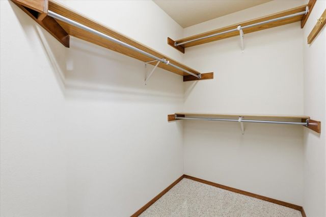 4708 W Belmont Dr, Spokane, WA 99208