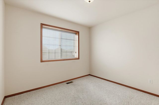 4708 W Belmont Dr, Spokane, WA 99208