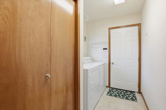 4708 W Belmont Dr, Spokane, WA 99208