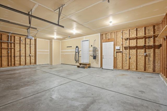 4708 W Belmont Dr, Spokane, WA 99208