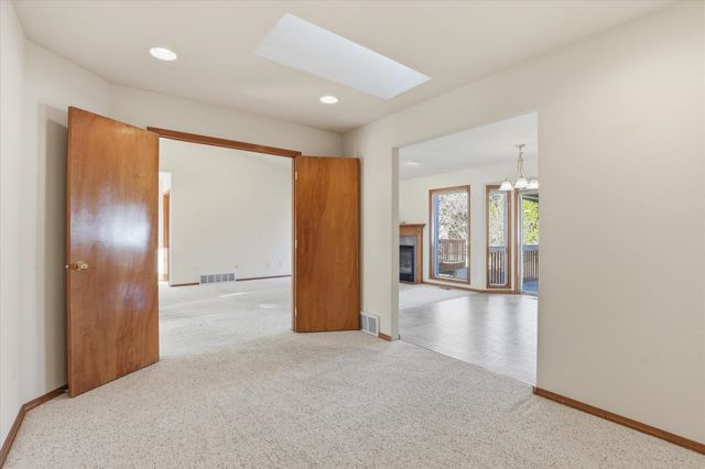 4708 W Belmont Dr, Spokane, WA 99208