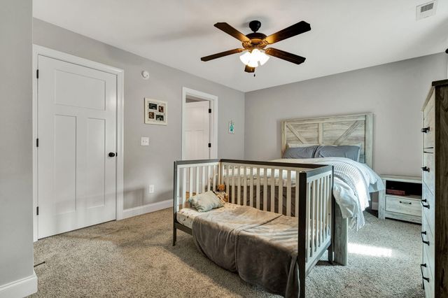 1352 Weeks Drive, NE, Cleveland, TN 37312