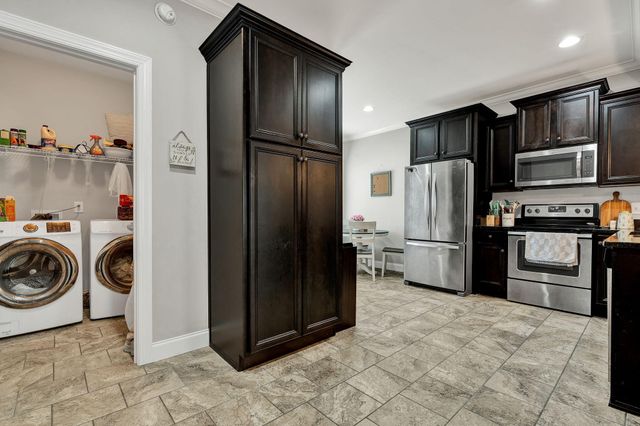 1352 Weeks Drive, NE, Cleveland, TN 37312