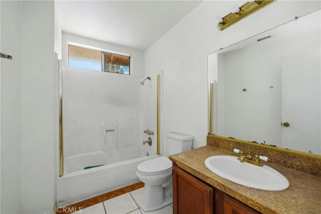 16600 Terrace F, Fontana, CA 92335