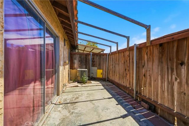 16600 Terrace F, Fontana, CA 92335