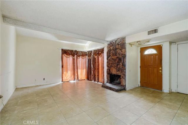 16600 Terrace F, Fontana, CA 92335