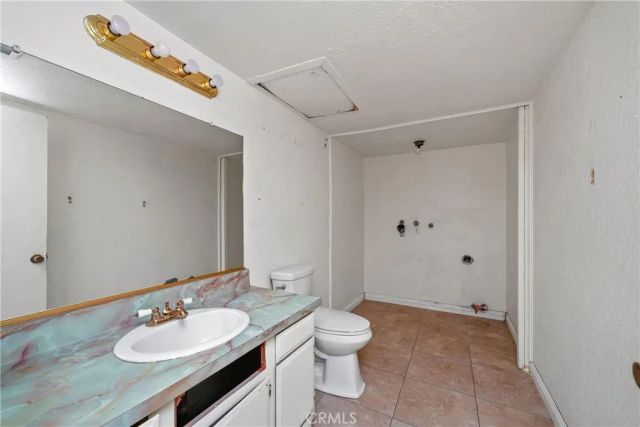 16600 Terrace F, Fontana, CA 92335
