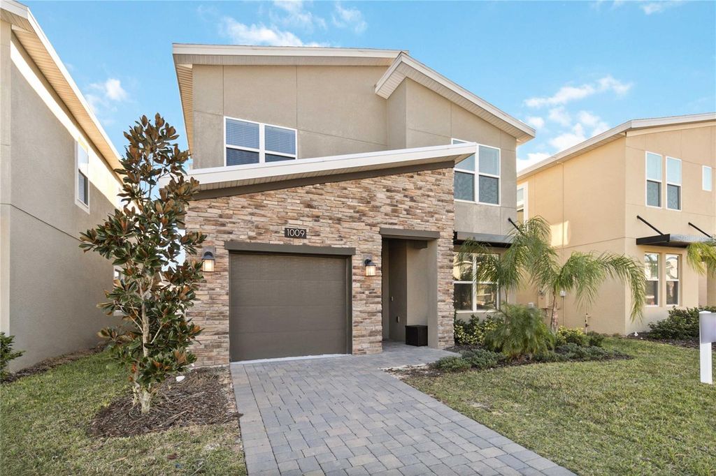 1009 LEADER, Davenport, FL 33896