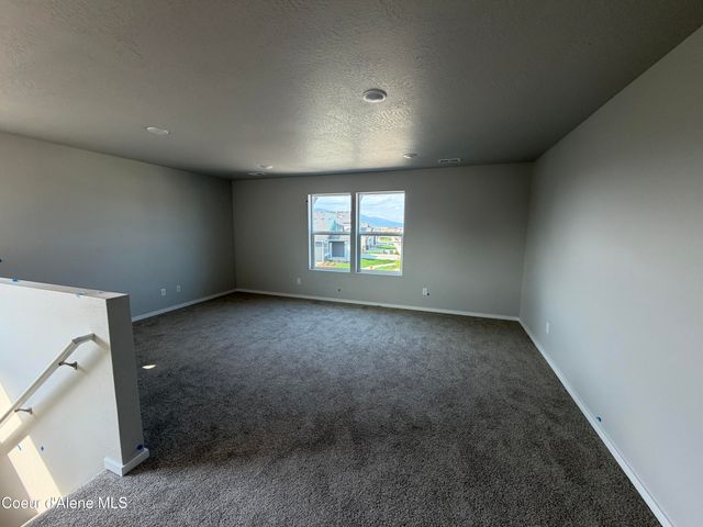 4464 E Rare Fox AVE, Post Falls, ID 83854