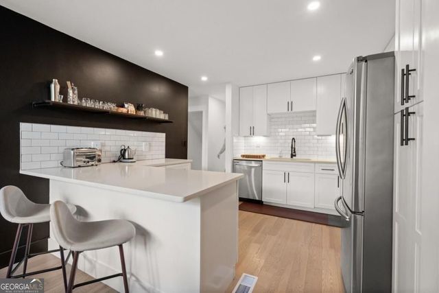 3 Gilbert Trail, Atlanta, GA 30308