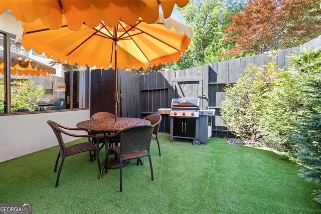 3 Gilbert Trail, Atlanta, GA 30308