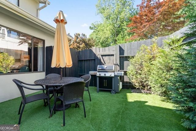 3 Gilbert Trail, Atlanta, GA 30308