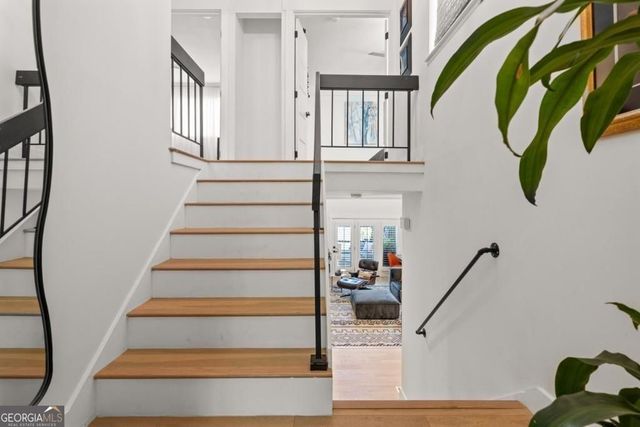 3 Gilbert Trail, Atlanta, GA 30308