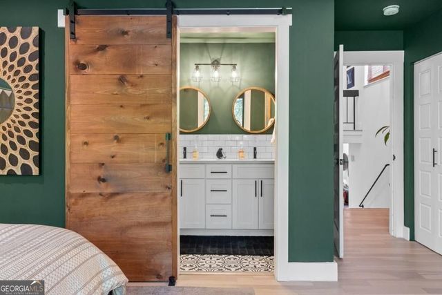 3 Gilbert Trail, Atlanta, GA 30308