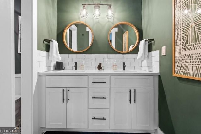 3 Gilbert Trail, Atlanta, GA 30308